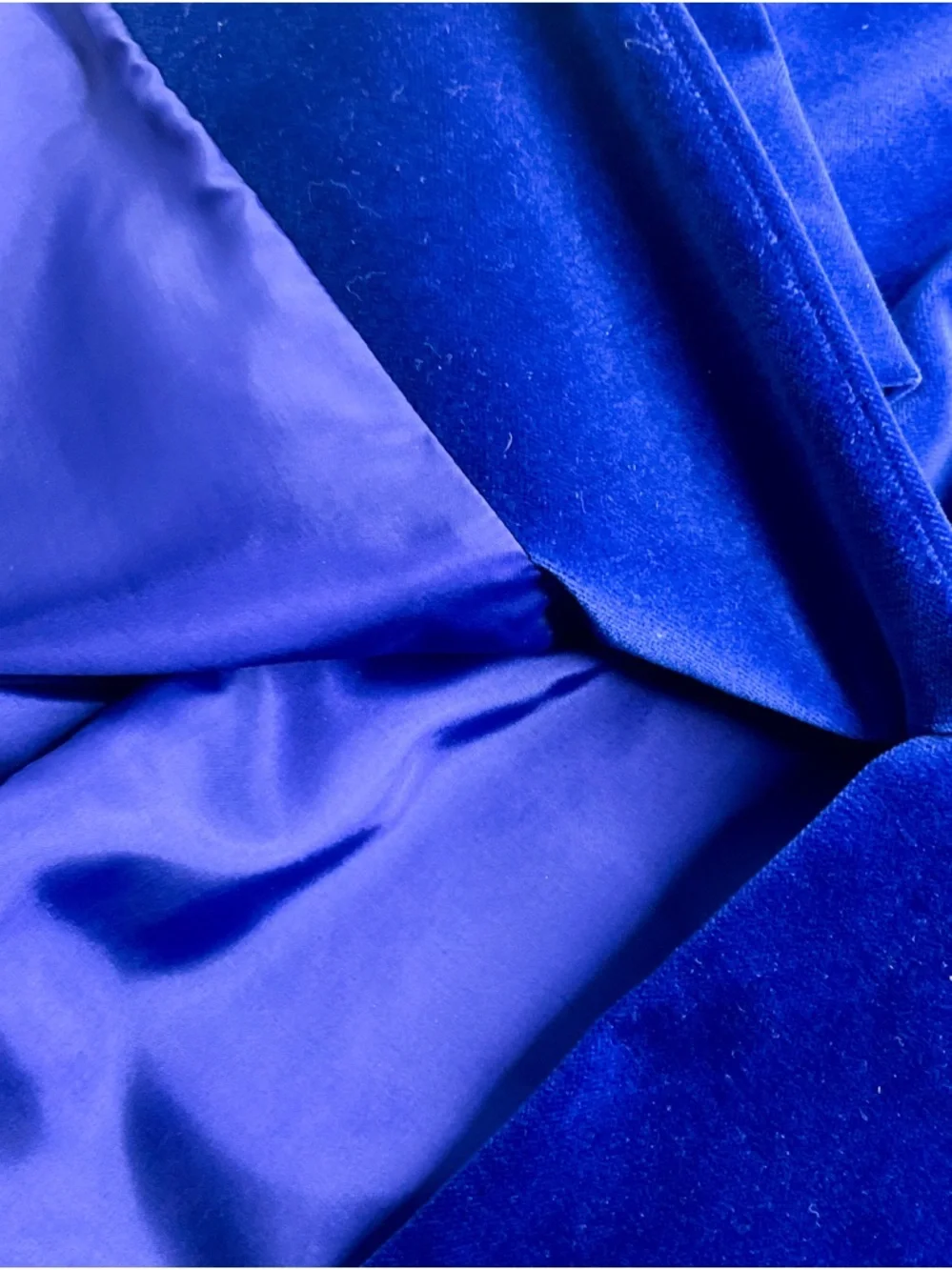 Women's Velvet Longline Blazer Jacket - Royal Blue - Picture 12 of 14
